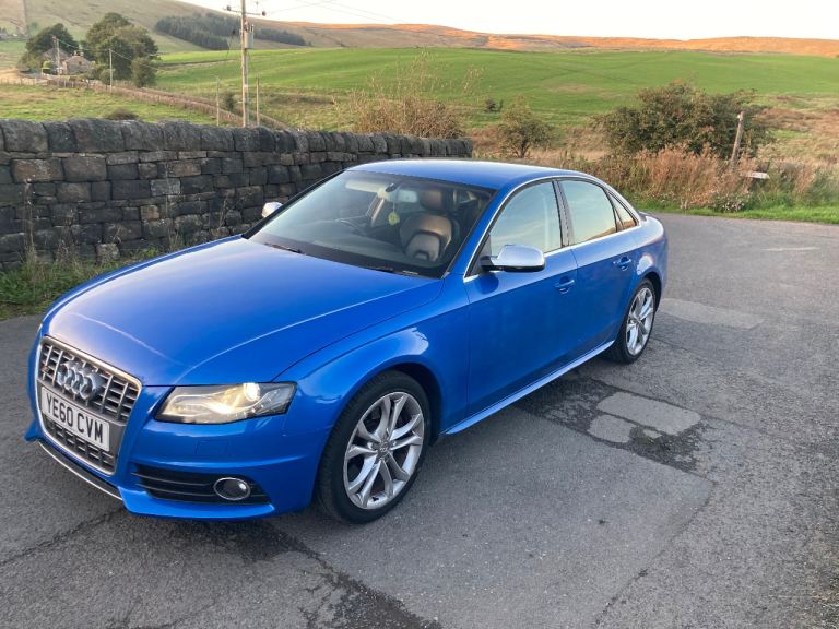 Audi, A4, Saloon, 2011, Semi-Auto, 2995 (cc), 4 doors