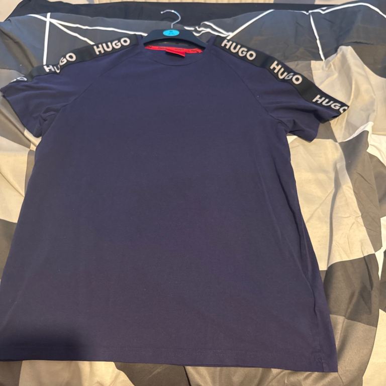 HUGO Navy T-Shirt with Logo Taping – Size Medium 