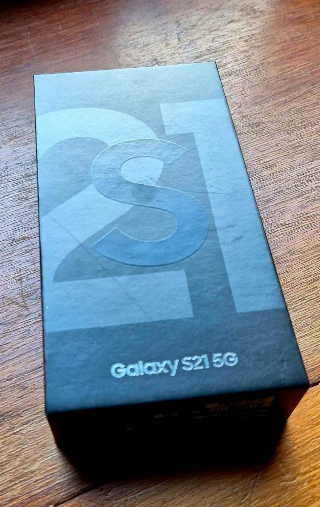 Samsung Galaxy S21 5G (Boxed) with Leather Wallet Case