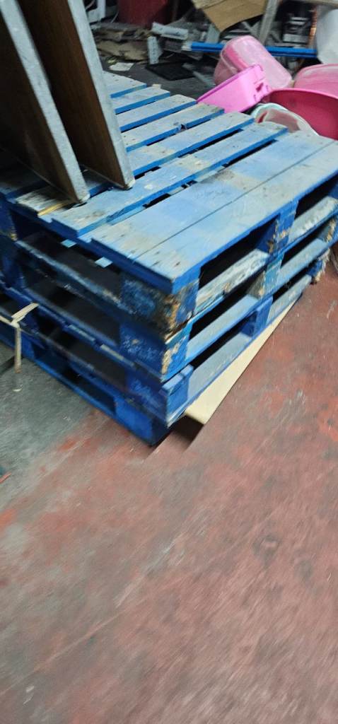 Pallets free 