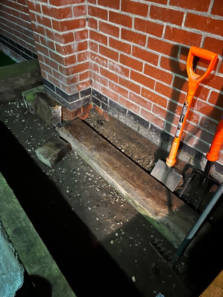 railway sleepers - feel free to contact me