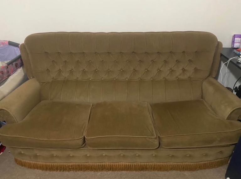 3 seater sofa and 2 arm chairs
