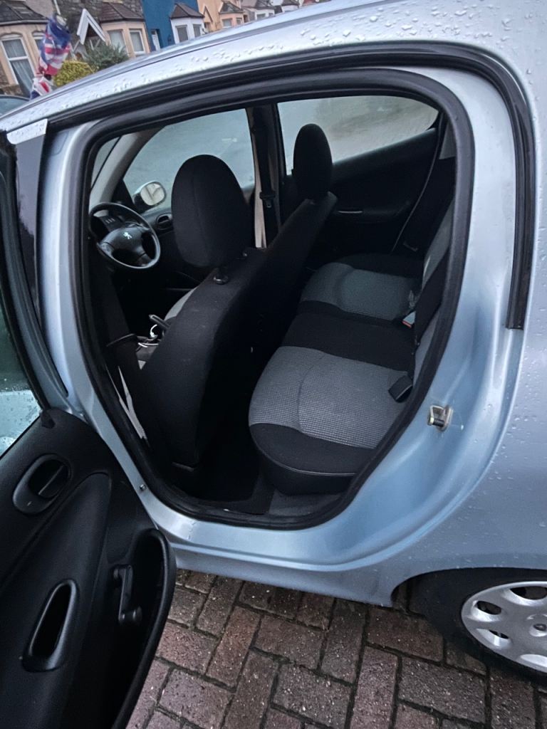 Peugeot, 206, Hatchback, 2004, Manual, 1360 (cc), 5 doors