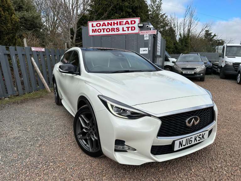INFINITI Q30 1.5 d Sport