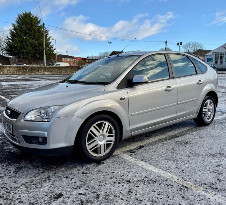 2008 Ford Focus 1.6 Ghia 5dr Auto HATCHBACK Petrol Automatic