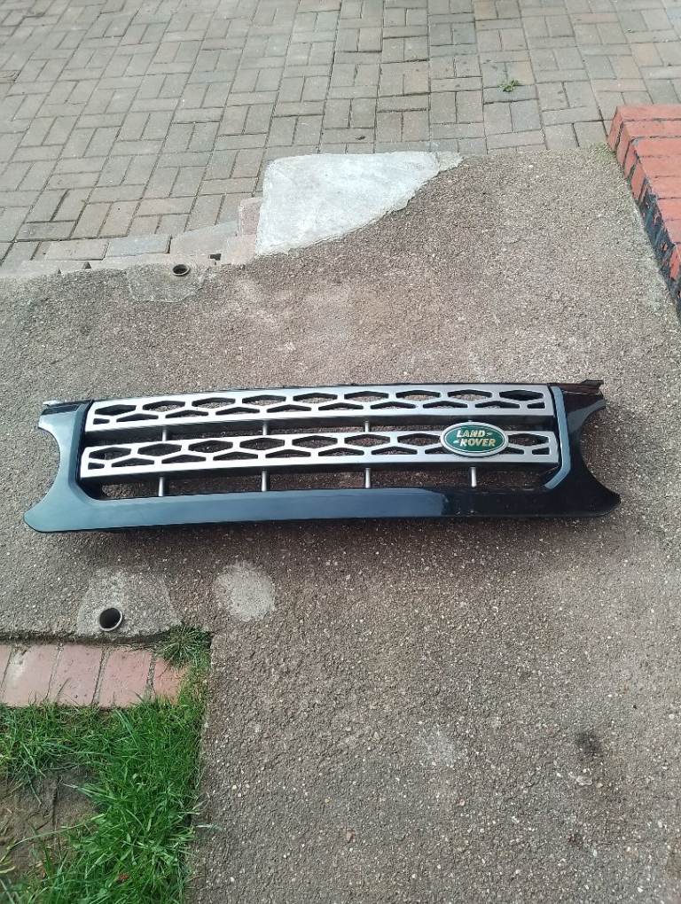 Discovery 4 front grill