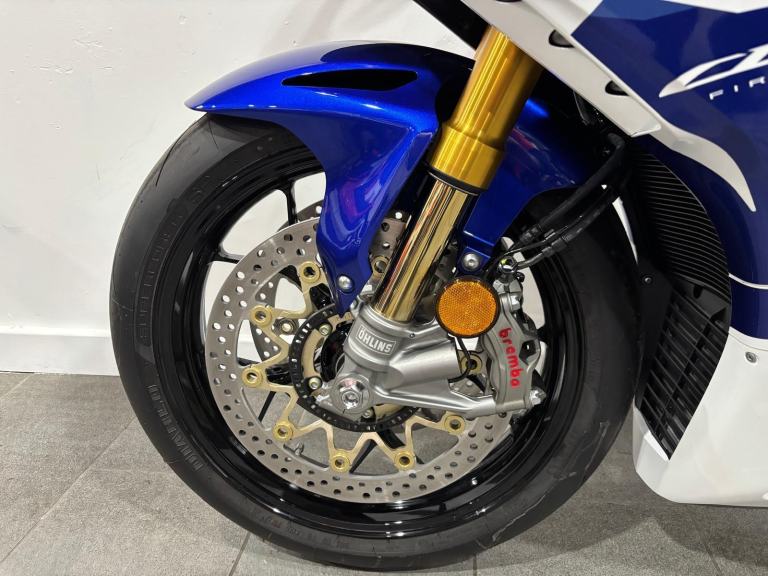 2025 Honda Fireblade CBR1000RRR SP, 30th Anniversary #1703, Warranty until 09/31