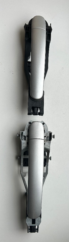 Octavia VW door handles passenger and rear passenger 
