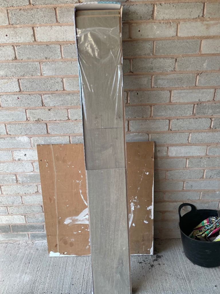 Free Laminate flooring