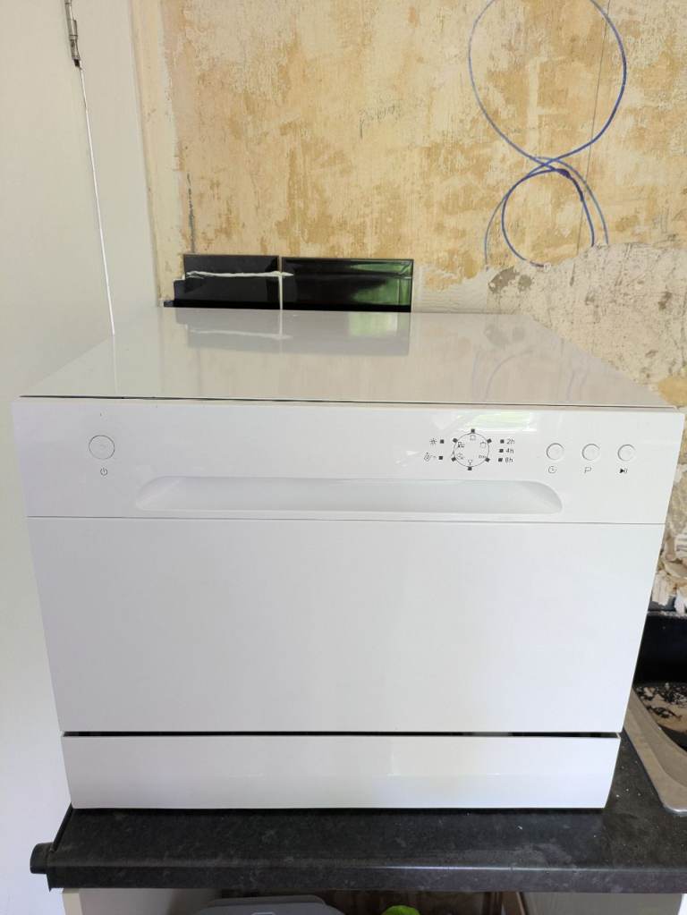 Counter top dishwasher