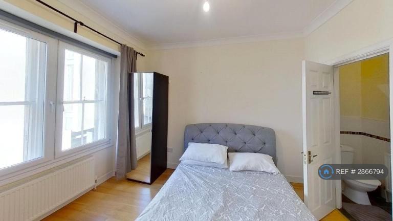1 bedroom in Edinburgh, Edinburgh, EH2 (#2866794)