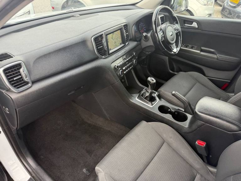 2016 Kia Sportage 1.7 CRDi 2 SUV 5dr Diesel Manual Euro 6 (s/s) (114 bhp) ESTATE Diesel Manual