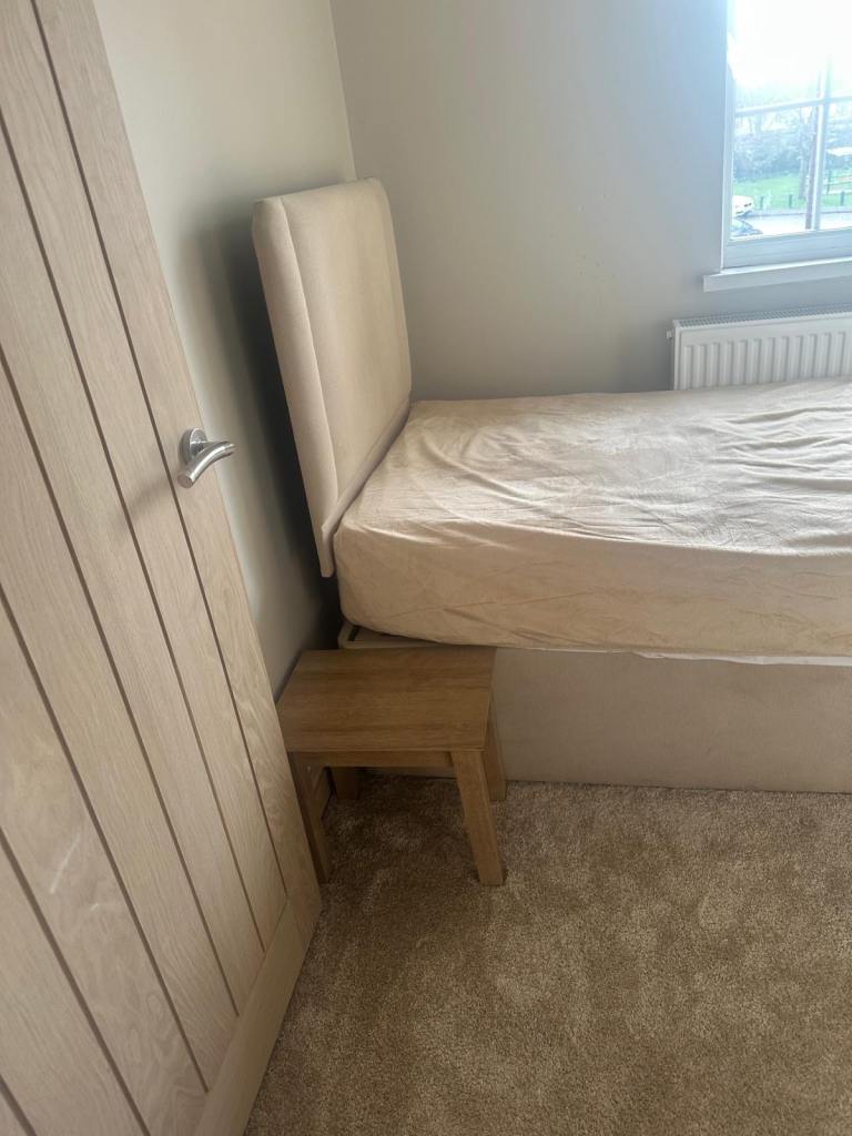Room to let