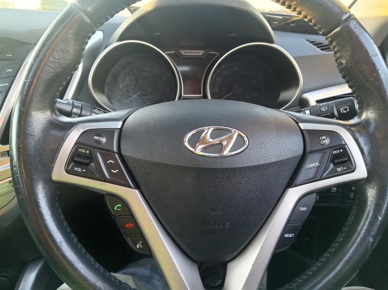 2012 Hyundai Veloster 1.6 GDi Sport TOP CONDITION NO DENTS NO SCRATCHES CAN SECURE 24/7 ON NET  C...