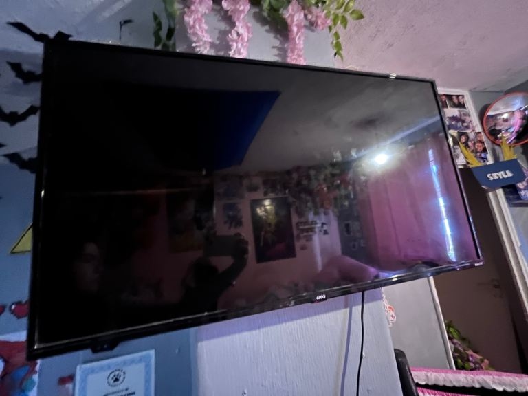 40inch Roku smart tv excellent condition
