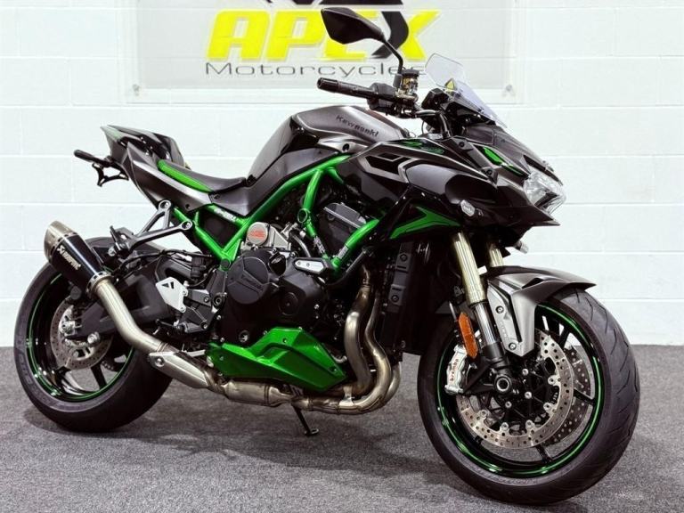 Kawasaki Z H2 SE! ESA SUSPENSION! AKRAPOVIC EXHAUST! EXTENDED MANUFACTURERS