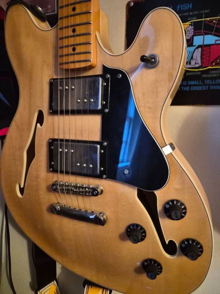 Squier Starcaster Semi-Hollow Electric Guitar - Natural Finish
