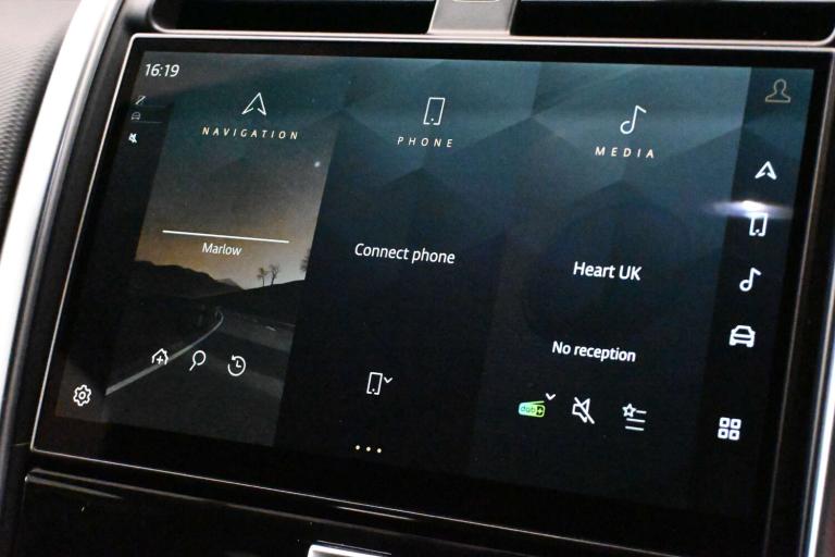 2021 Land Rover Discovery 3.0 Discovery R-Dynamic SE D MHEV Auto 4WD 5dr SUV Diesel Automatic