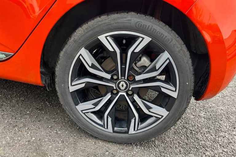 2023 Renault Clio 1.6 E-TECH full hybrid 145 Techno 5dr Auto Hatchback HYBRID ELECTRIC Automatic