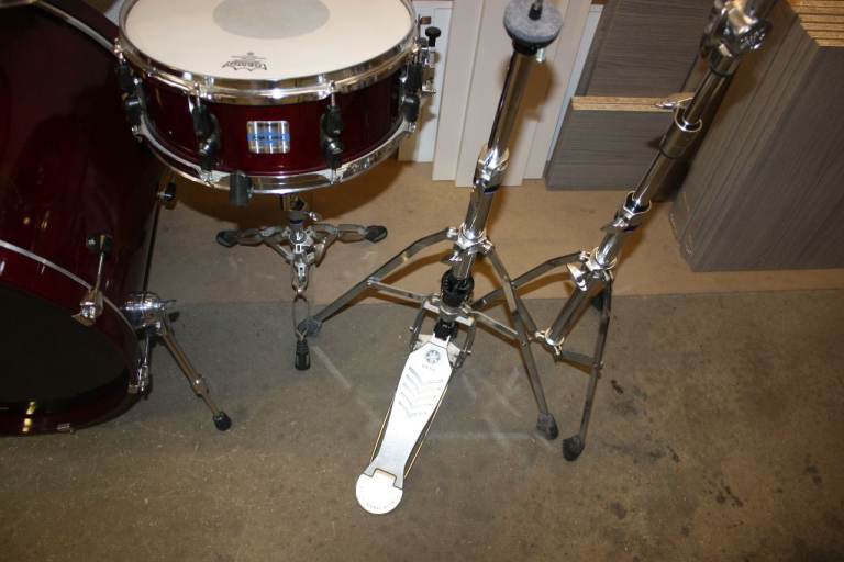 Yamaha Stage Custom Advantage Nouveau Cranberry Red Full Drum Kit 22in Bass + Hardware ~ £550 ono