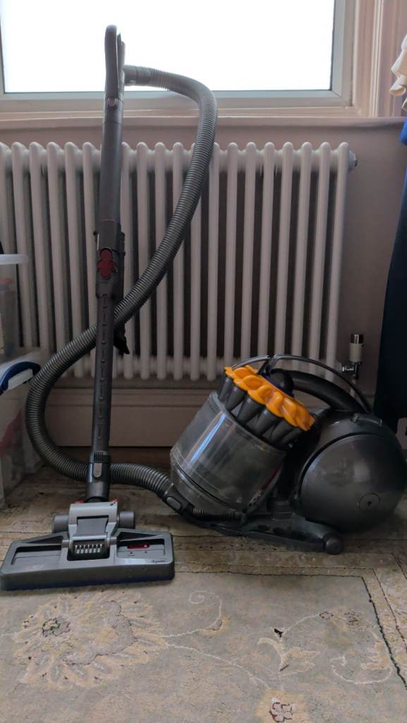 Dyson Ball Vacuum Cleaner – Grey, Good Condition