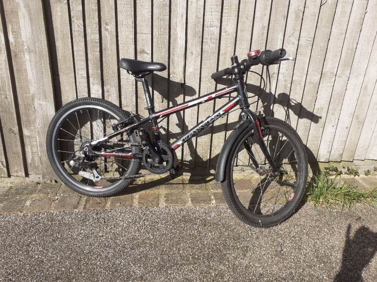 Kids bike 20”, suitable for rider height 118cm-135cm (7-10 year old)