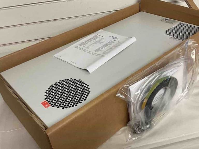New Seifert  230V 2050 BTU Slimline Control Cabinet Air Conditioner unused