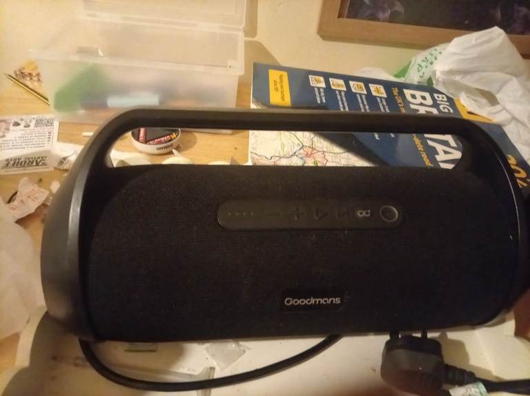 Large Goodmans Portable Bluetooth Speaker – Black, Good Condition