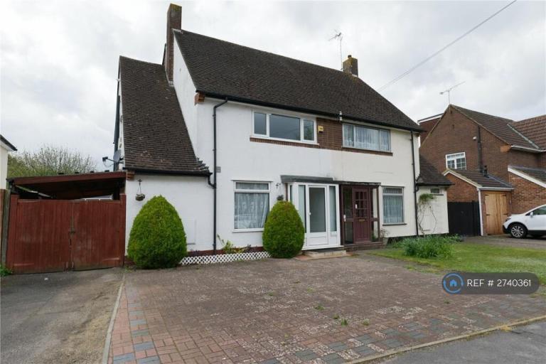 3 bedroom house in Kenton Road, Reading, RG6 (3 bed) (#2740361)
