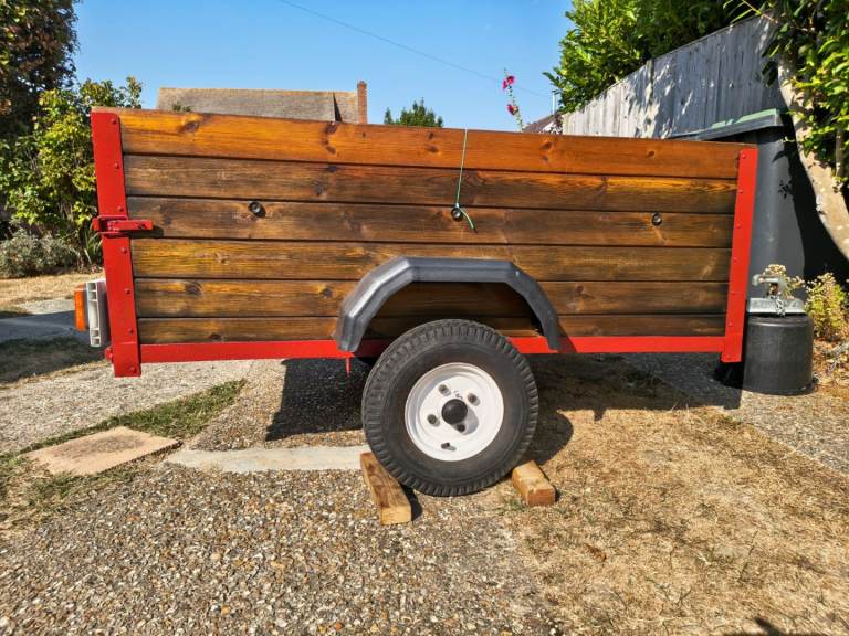 5ft x 3ft trailer with sides