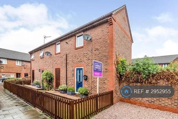 1 bedroom house in Elsworth Close, Feltham, TW14 (1 bed) (#2952955)