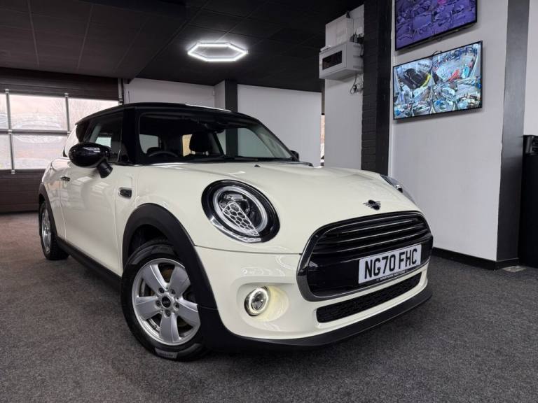 2021 MINI Hatch 1.5 Cooper Classic Hatchback 3dr Petrol Manual Euro 6 (s/s) (136 ps) Hatchback Pe...