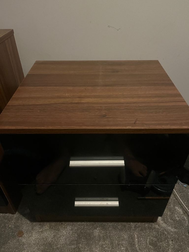 image for Chest of drawers 