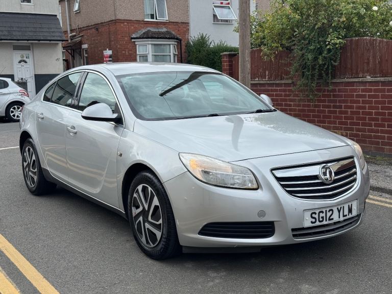 Vauxhall, INSIGNIA, Hatchback, 2012, Manual, 1796 (cc), 5 doors