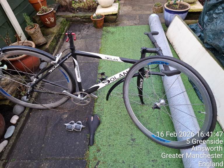Dolan Preffisio Carbon Fibre bike 