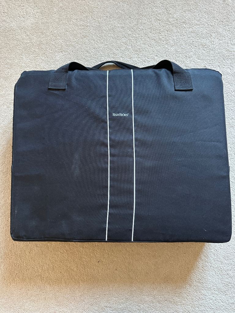 Babybjorn travel cot 