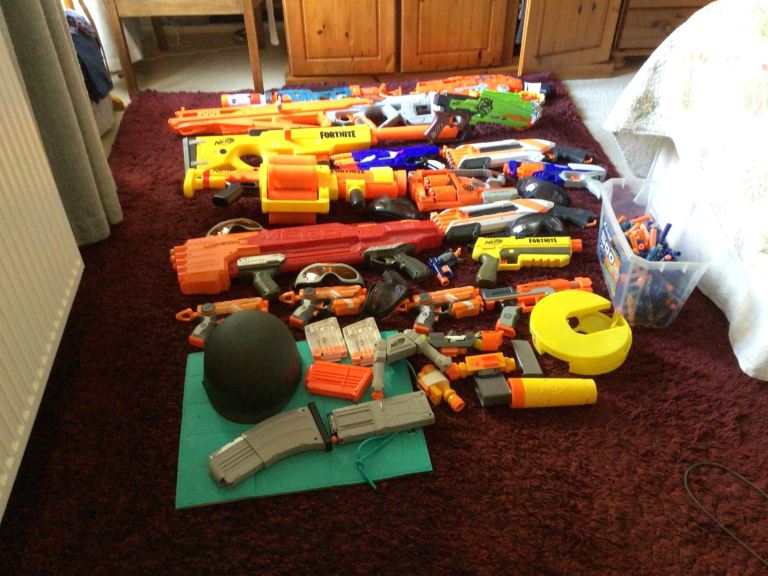 Nerf guns and accessories 