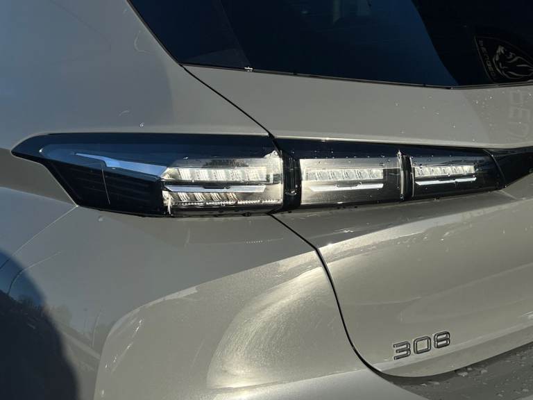 2023 Peugeot 308 1.2 PureTech Allure Premium 5dr EAT8 HATCHBACK PETROL Automatic