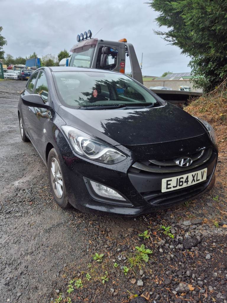 2014 HYUNDAI i30 1.6 DIESEL BREAKING FOR PARTS