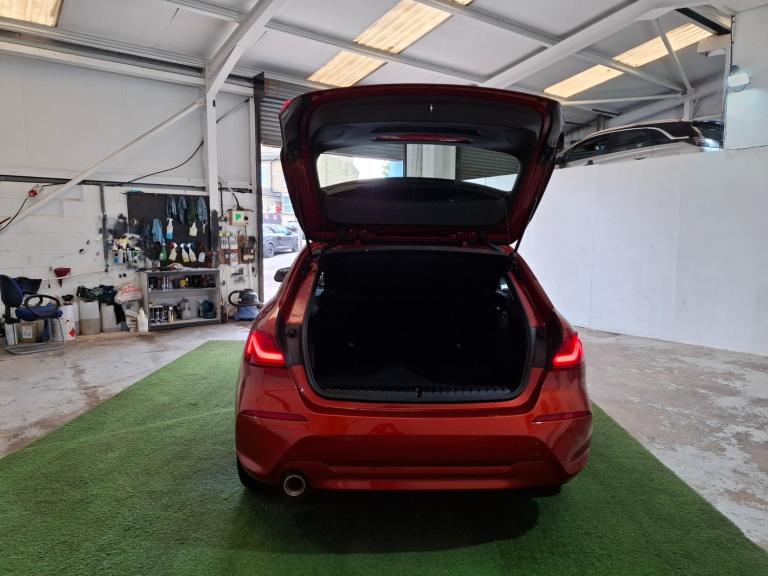 2022 BMW 1 Series 118i [136] SE 5dr [Live Cockpit Professional] HATCHBACK Petrol Manual