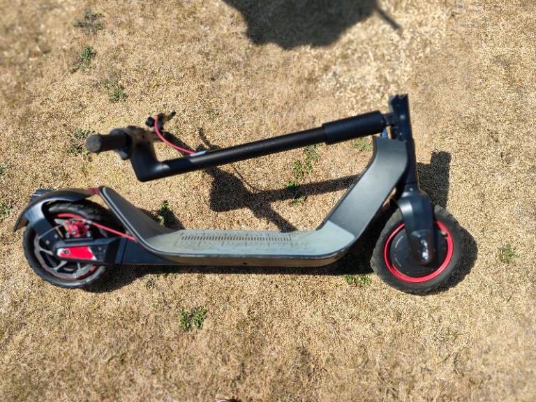 Kugo G Max Scooter 