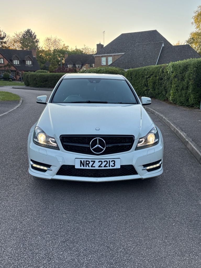 Mercedes-Benz, C CLASS, Saloon, 2011, Auto, 2143 (cc), 4 doors