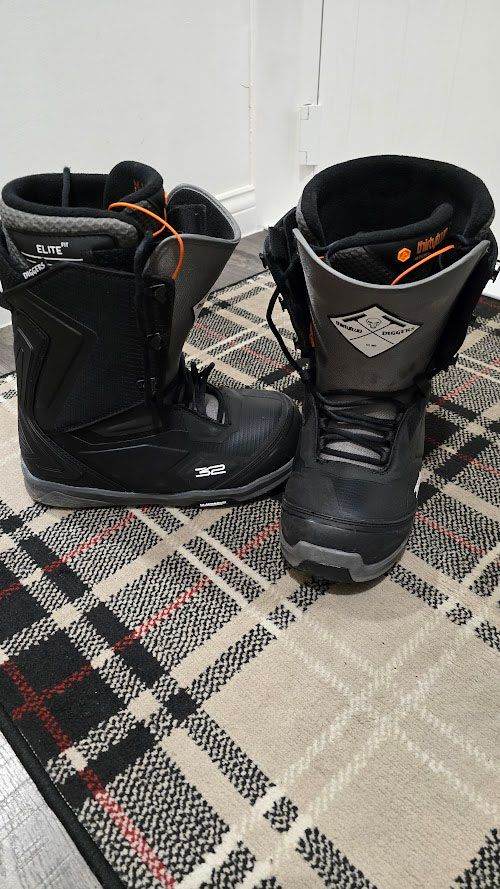 ThirtyTwo TM-3 Diggers Snowboard Boots- Mens UK 9 - EU 43