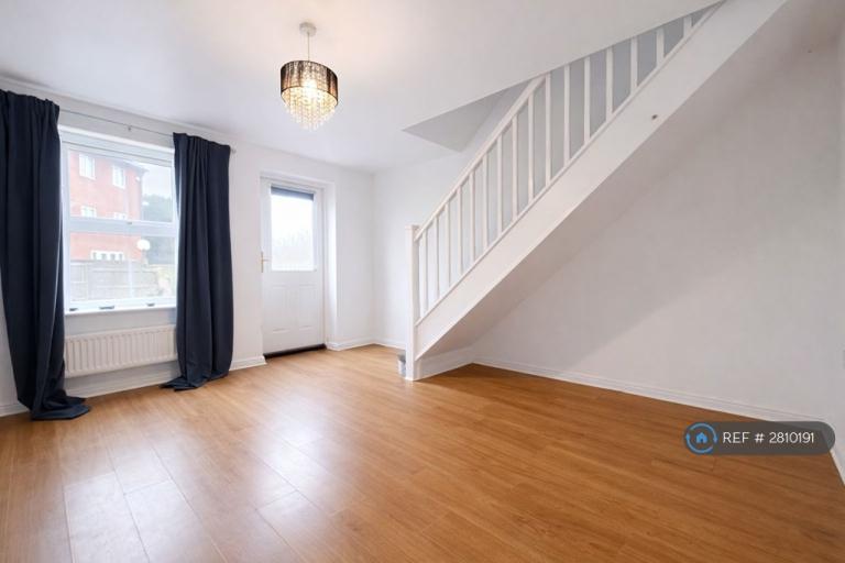 2 bedroom house in Monarch Drive, Sittingbourne, ME10 (2 bed) (#2810191)