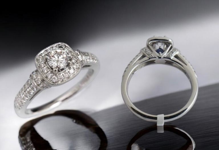 Stunning Vera Wang Designer Diamond Engagement Ring
