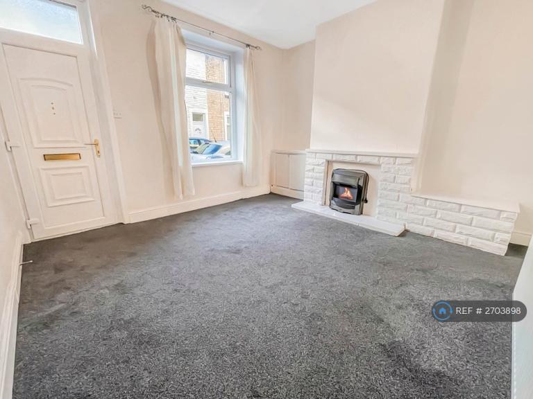 2 bedroom house in Fraser Street, Burnley, BB10 (2 bed) (#2703898)