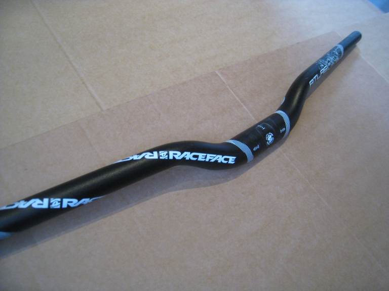 Raceface atlas handle bars 785mm 