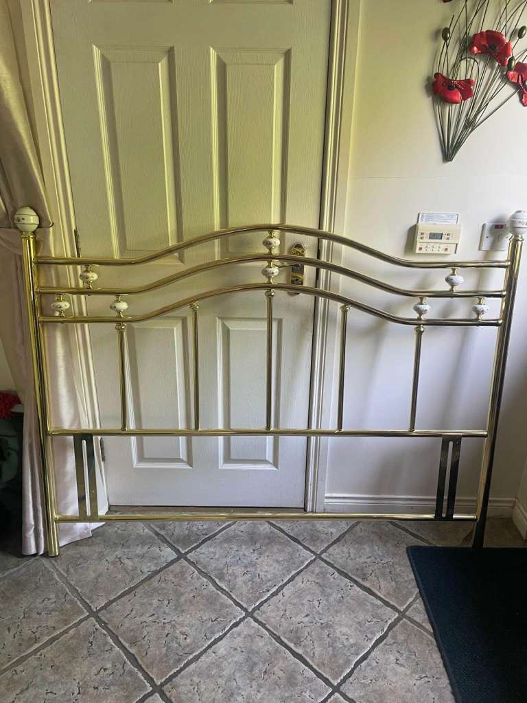 Metal Headboard for Kingsize bed.