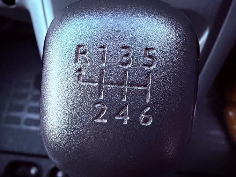  Vauxhall Vivaro Turbo D 2900 Sportive Panel Van Diesel Manual