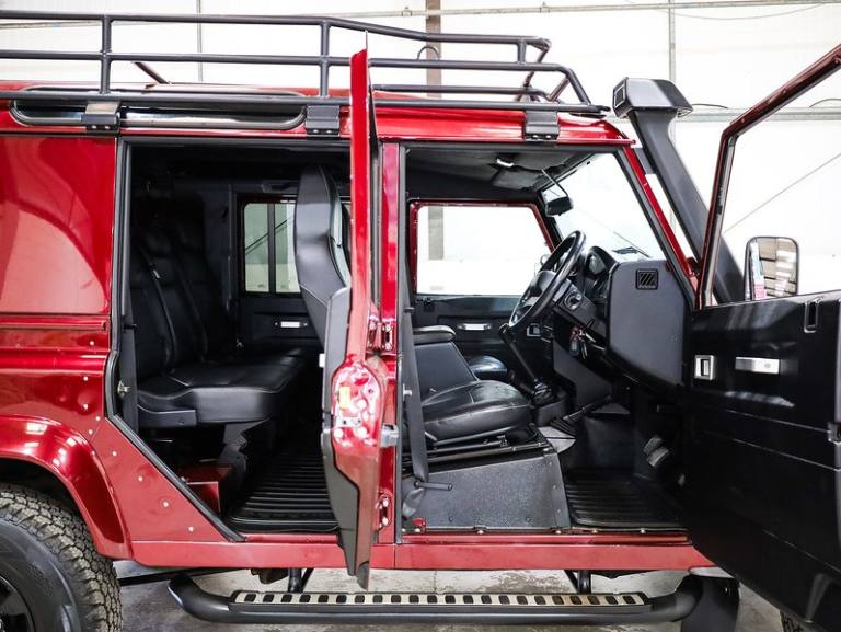 2014 Land Rover Defender XS Utility Wagon TDCi [2.2] PANEL VAN DIESEL Manual